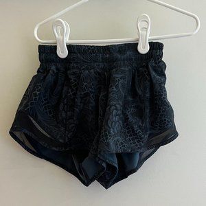 Lululemon hotty-hot shorts size 2